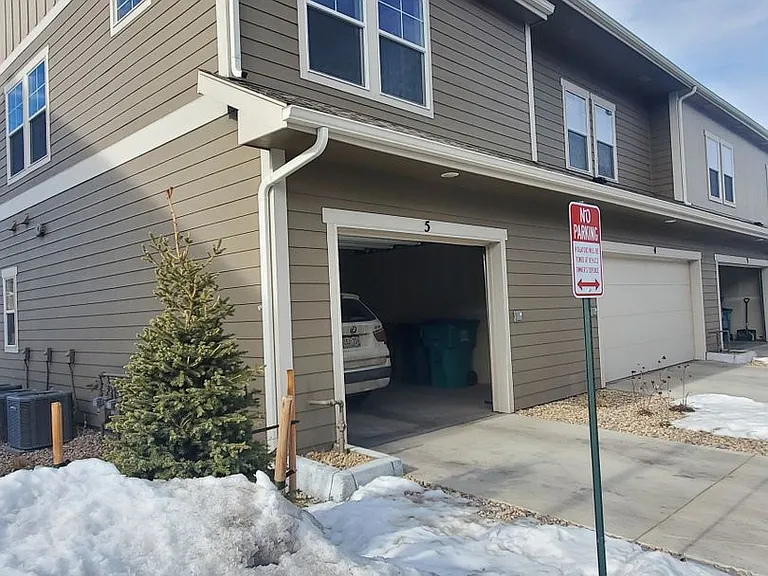 2421 Ridge Top Dr #5 — Photo 5