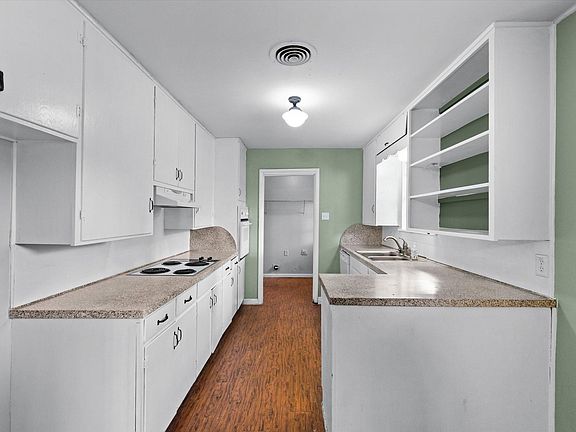 4th image of 3512 Wedgway Dr