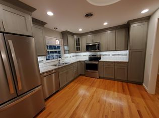 4500 Overlea Dr, Midlothian, VA 23112