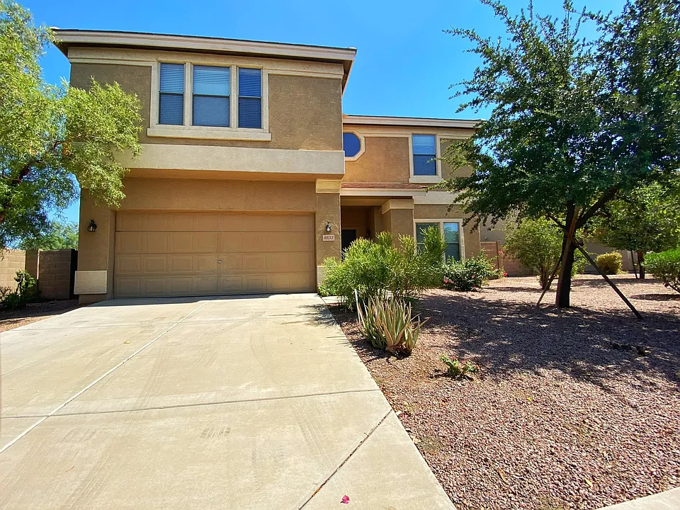8833 S 13th Pl