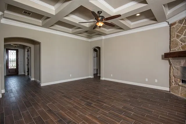 2113 Clive Dr — Photo 7