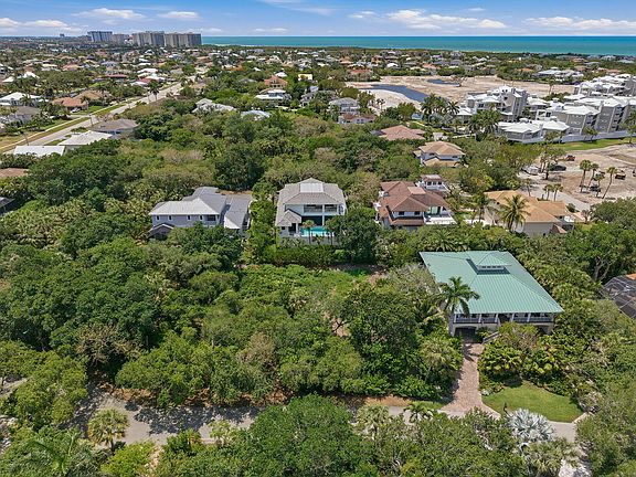 5th image of 375 Gumbo Limbo Ln