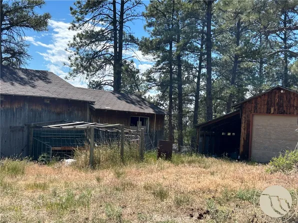 77 Treetop Rd, Roundup, MT 59072