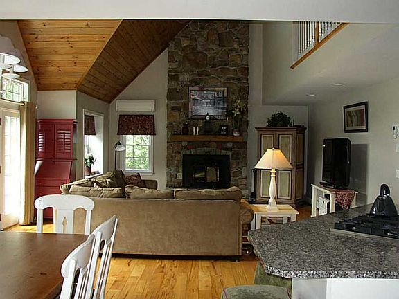 5th image of 150 Walden Way