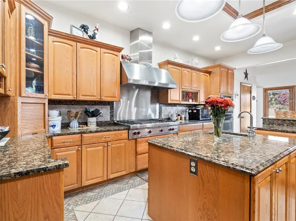 840 Moseley Rd, Colcord, OK 74338