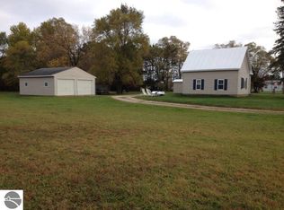 6138 W Airline Rd, Weidman, MI 48893