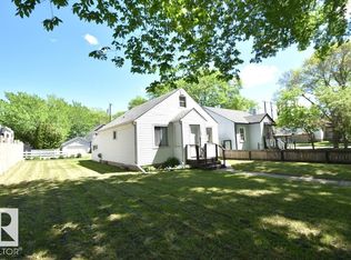 11407 68th St NW, Edmonton, AB T5B1N9