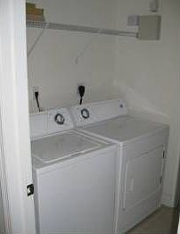4th image of 10884 NW 85th Ter