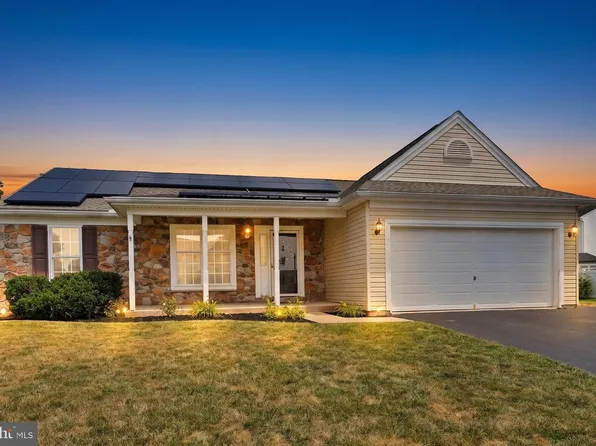 45 Thomas Dr, York, PA 17404