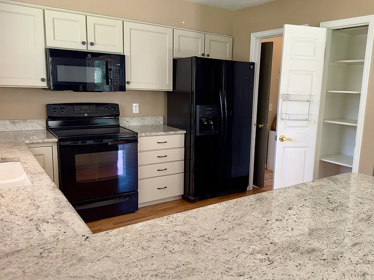 3750 E Kettle Ave — Photo 15
