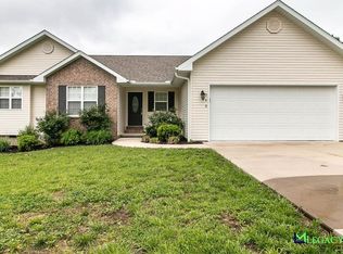 230 Anna Dr, Poplar Bluff, MO 63901