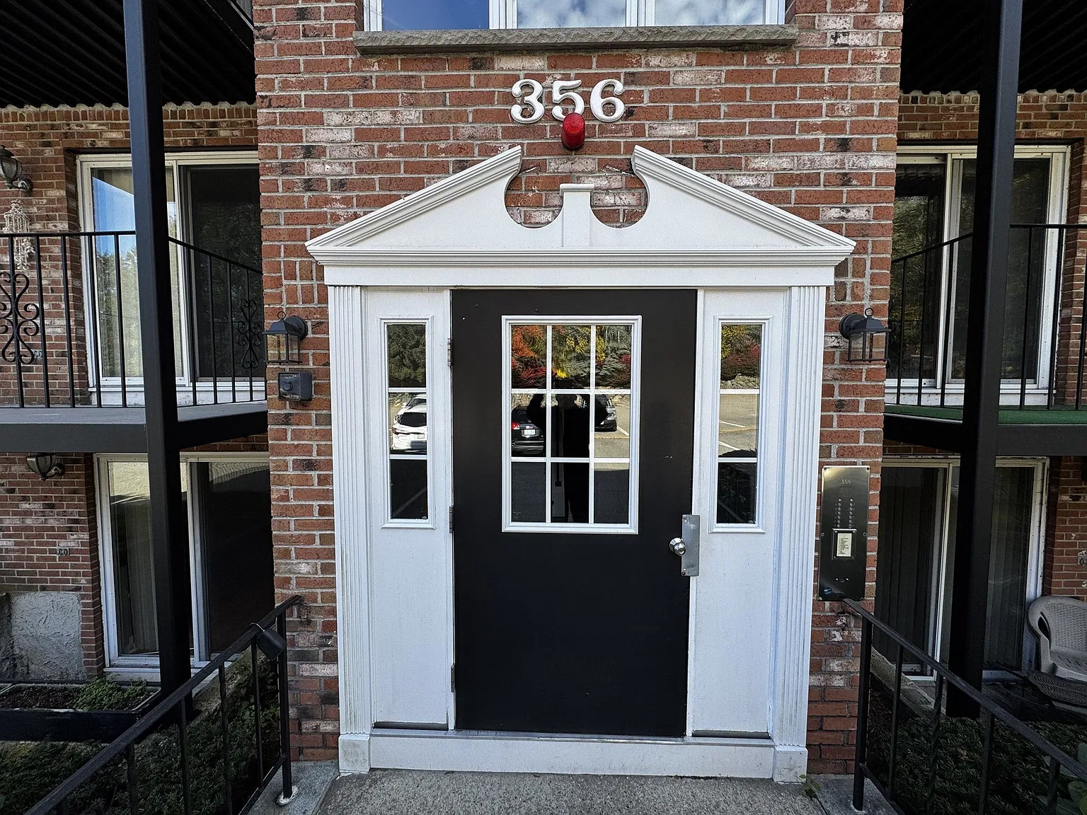 2 bed, 1000 sqft, $2,300 — Photo 4