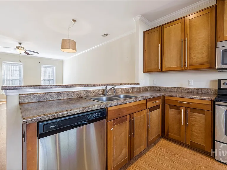 116 Ventura Pl — Photo 11
