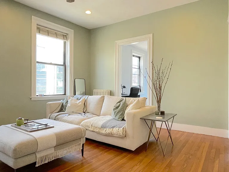 9 S Russell St #3 — Photo 4