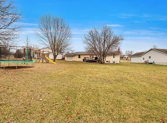 2nd image of 7 Tanya Ln