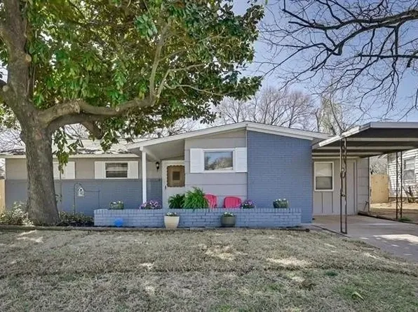 520 W Inwood Dr, Arlington, TX 76010