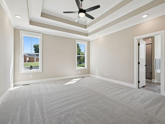 3rd image of 710 Saratoga Dr