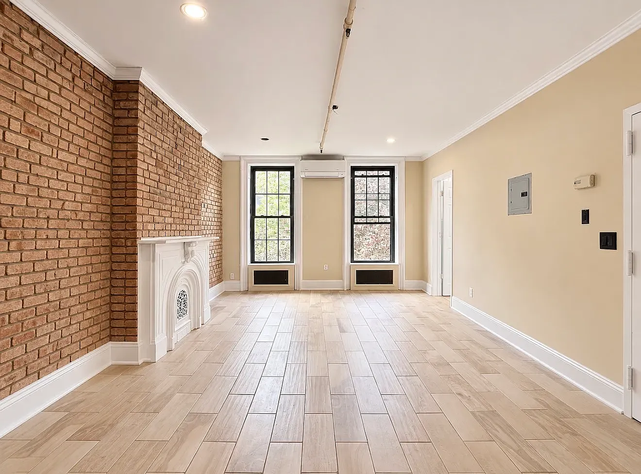 600 Franklin Avenue — Photo 3