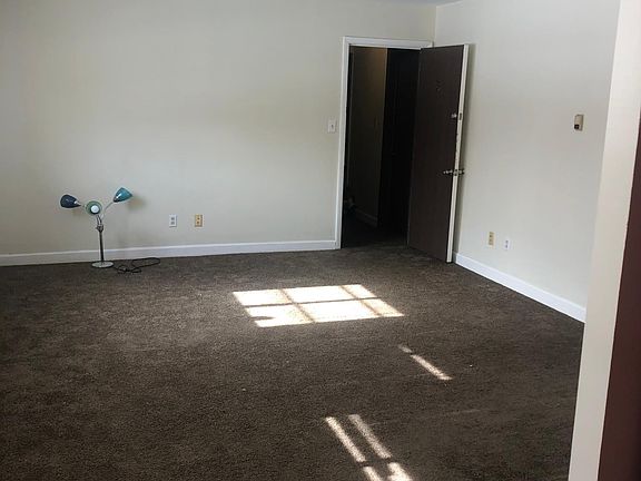 2nd image of 11 Pierce Ave #2