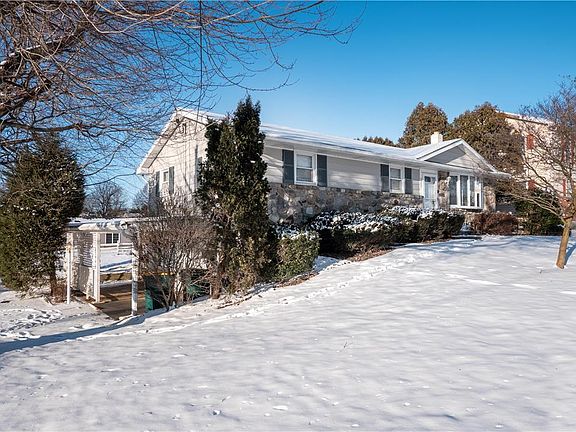 2nd image of 3333 Vermont St