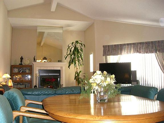 Dramatic Cathederal Ceilings