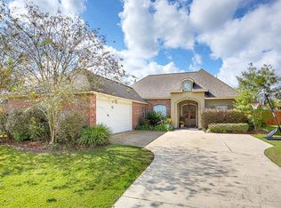 12307 Plantation Creek Dr, Geismar, LA 70734