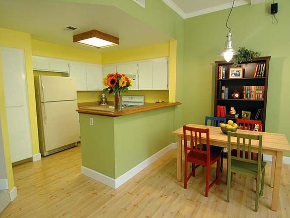 Kitchen and dining area