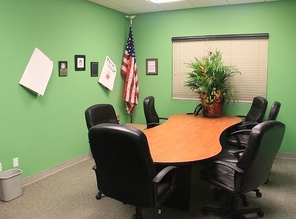 2nd image of 2032 Orchid Ave