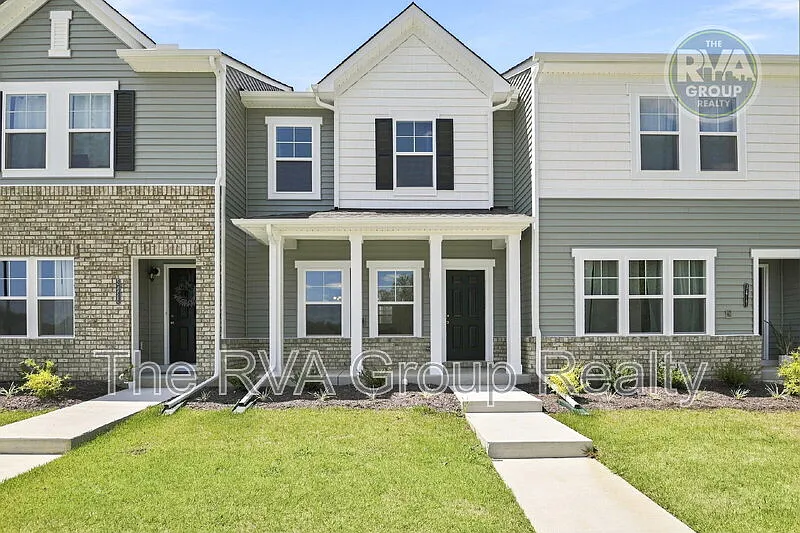 3 bed, 2.5 bath, 1336 sqft, $2,495 — Photo 1