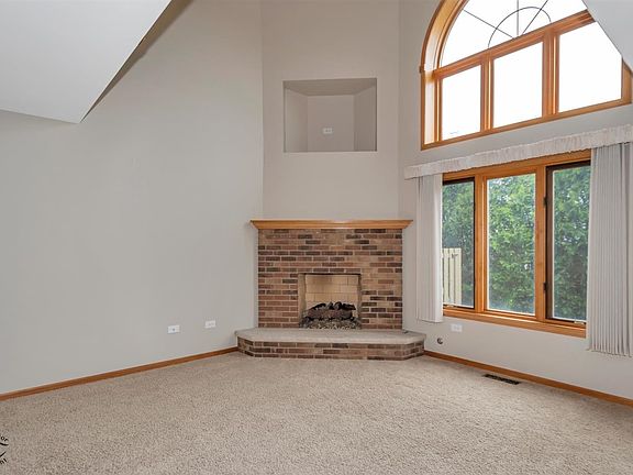 4th image of 8610 Tullamore Dr