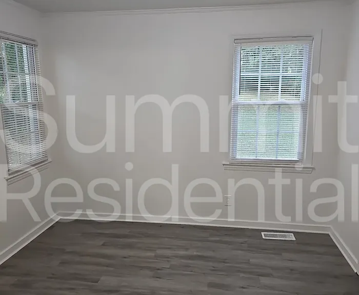 605 Betty St #B — Photo 11