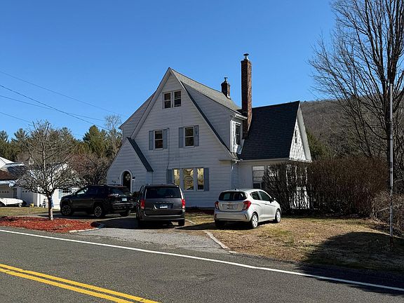 3rd image of 420 Norfolk Road