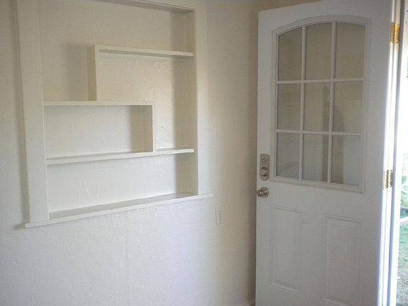 3rd image of 2050 Colfax St #60