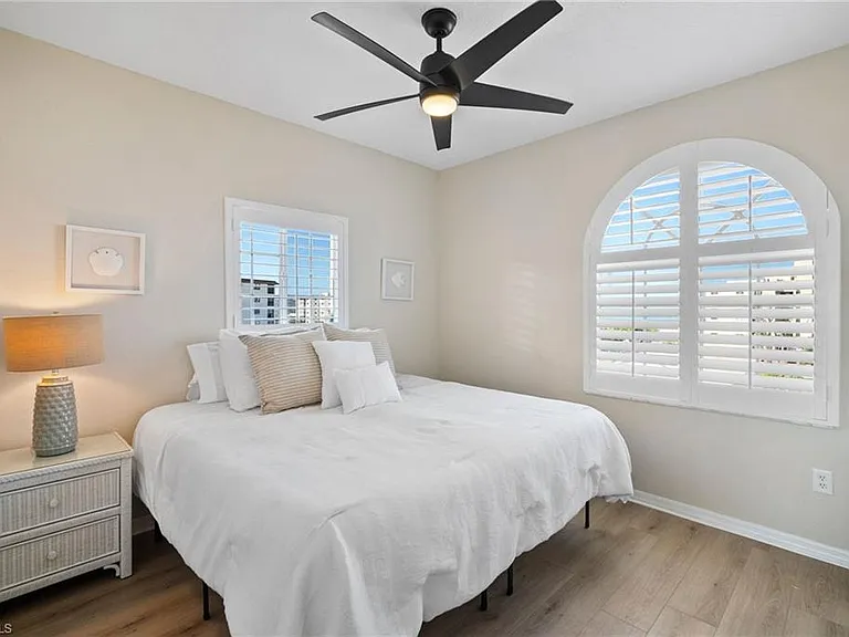 22748 Island Pines Way #403 — Photo 25