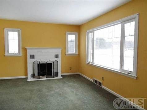3rd image of 803 Washington Ave
