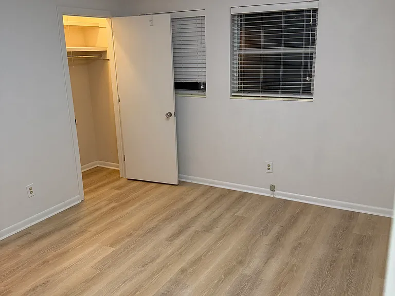 2205 Woodlawn Dr — Photo 9