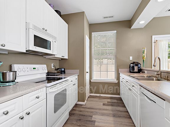 2nd image of 5872 Echingham Dr