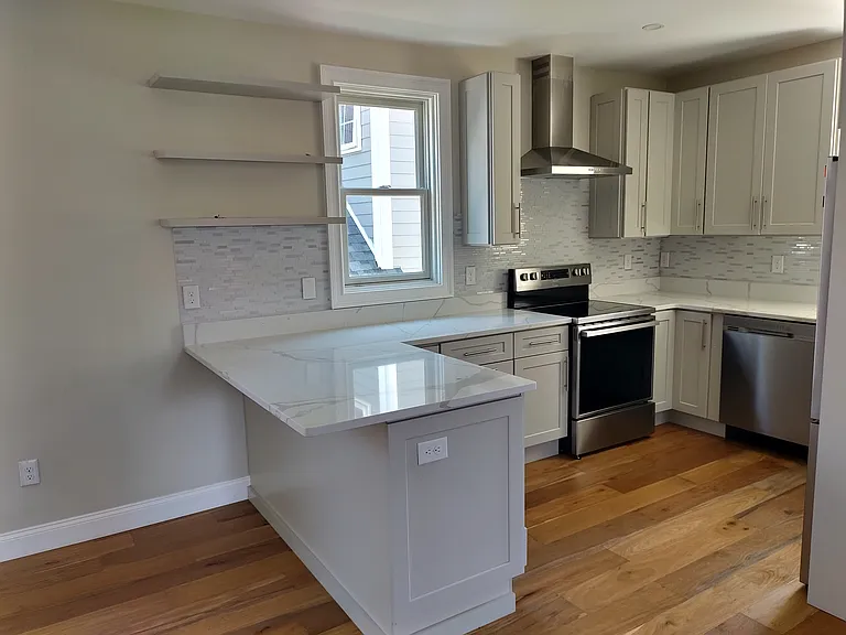 167 Transit St #1 — Photo 2