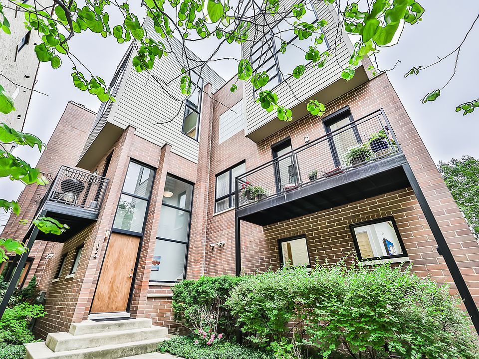 1st image of 1024 W. Newport Avenue