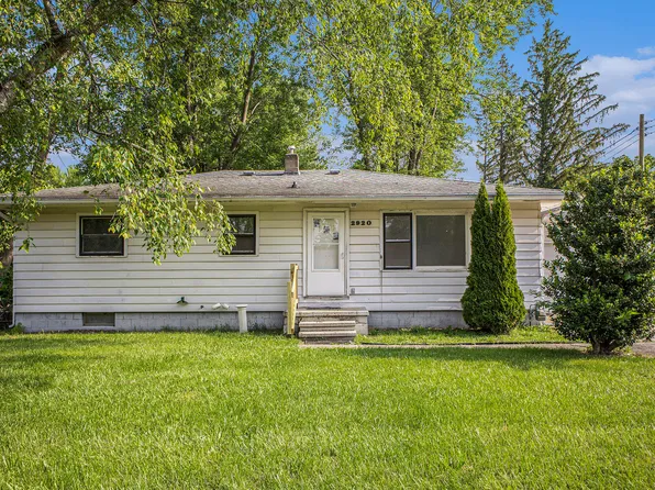 2920 Dunlap St, Lansing, MI 48911