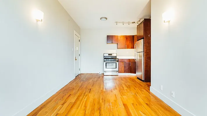 Rented by Nooklyn NYC LLC | media 13