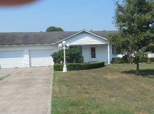 201 Larue Ln, Sikeston, MO 63801