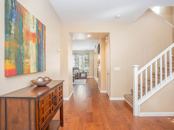 2nd image of 509 Camino De La Paz