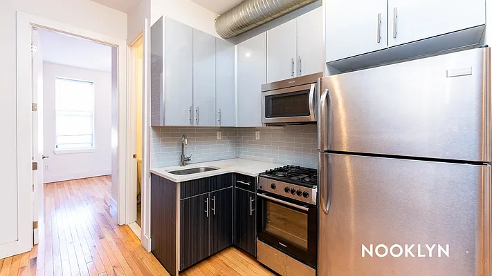 Rented by Nooklyn NYC LLC | media 32
