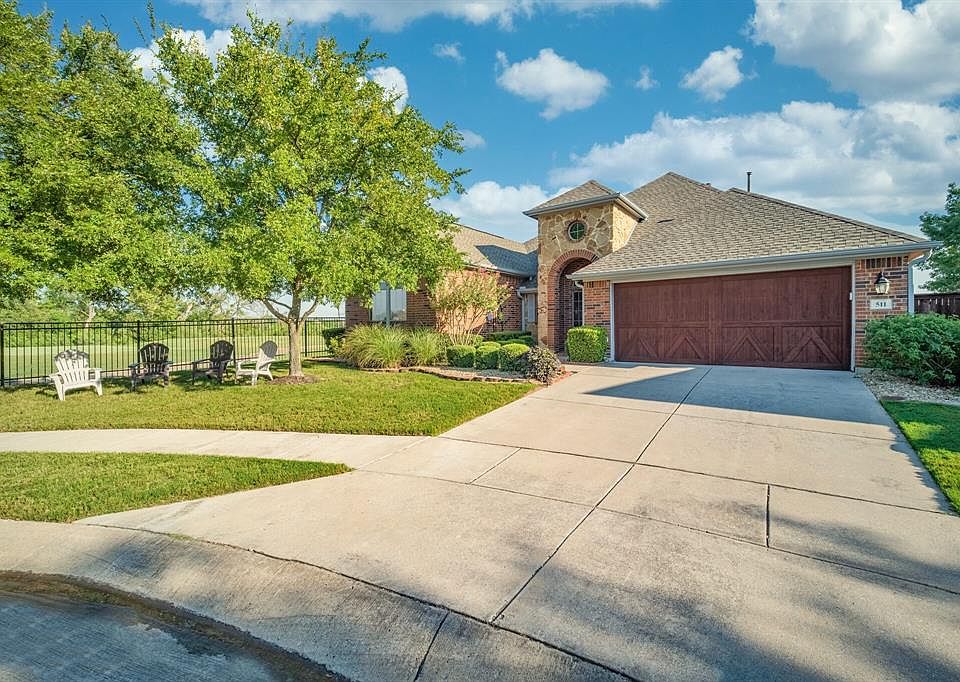 1st image of 511 Camilla Ln