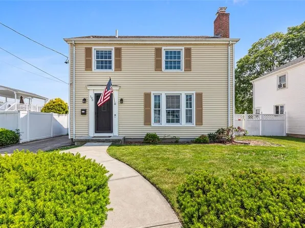 123 Scarborough Rd, Pawtucket, RI 02861