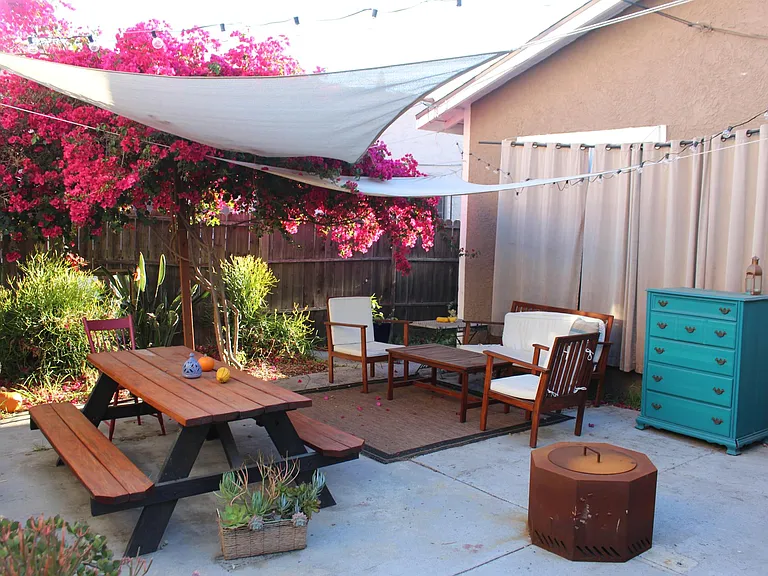1838 1/2 N Mariposa Ave — Photo 8