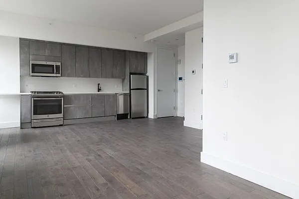 Rented by Kahen Properties | media 17