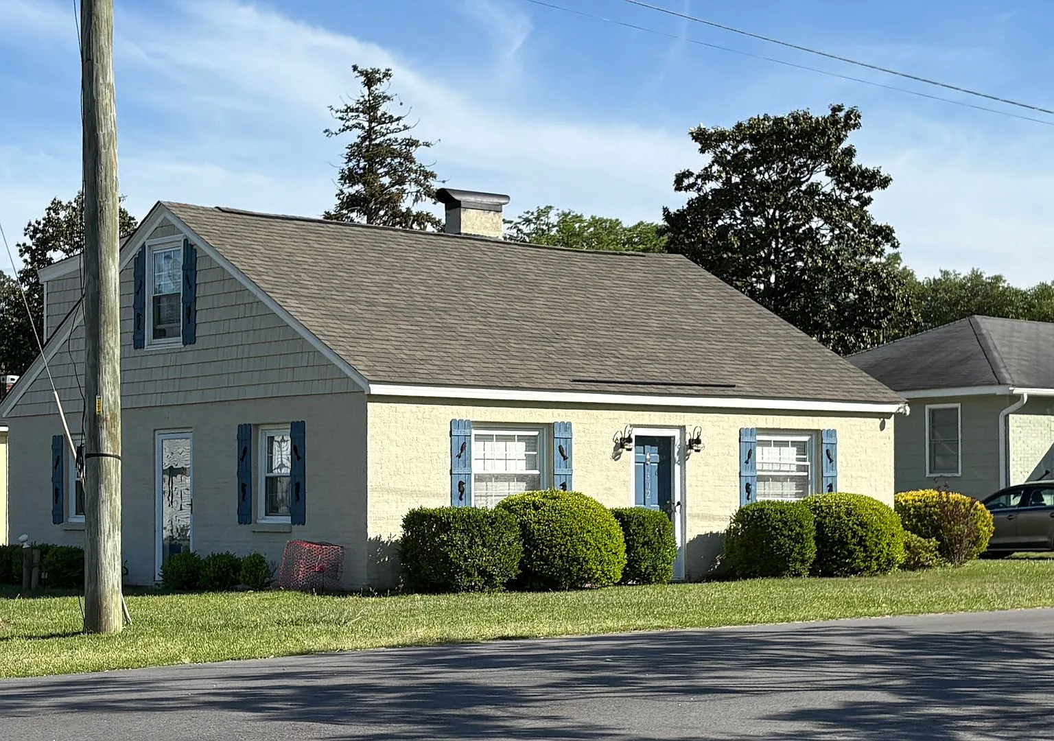 Updated 2 Bed 1 Bath Duplex — Photo 1
