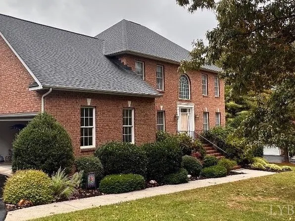 1272 Thompson Ln, Forest, VA 24551